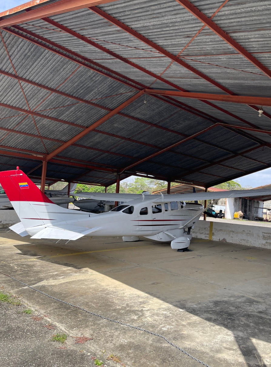 2003 Cessna T206H