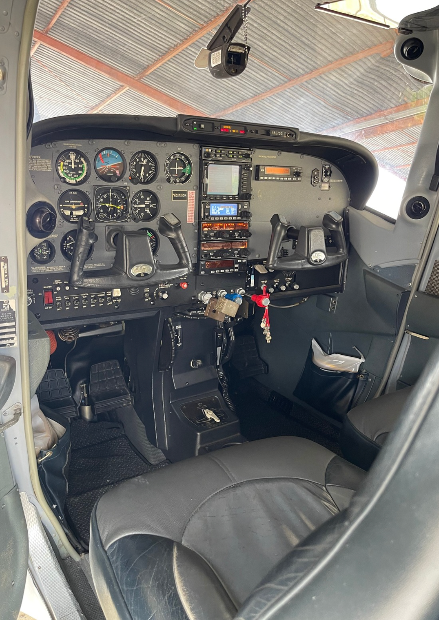 2003 Cessna T206H